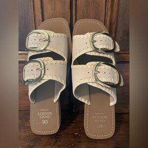 Oasis Society Women's Cream Double-Buckle Slide Sandals